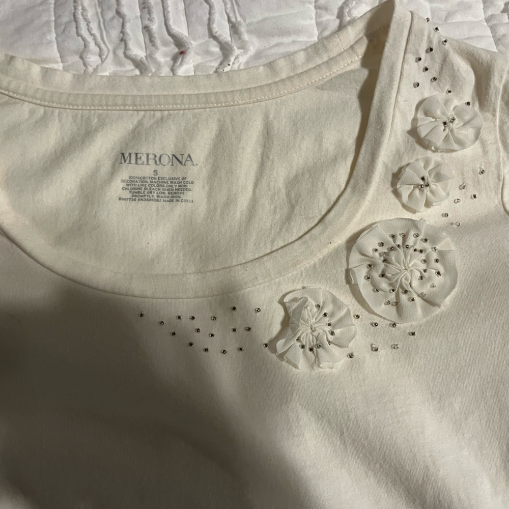 Target shirt - Picture 2 of 2
